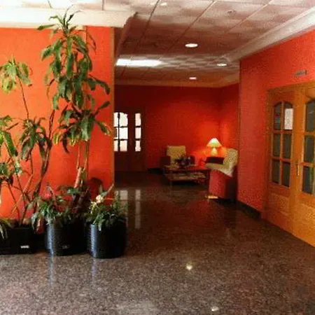 酒店 加特布兰卡布里莎加布酒店 2*