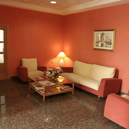 加特布兰卡布里莎加布酒店 2*